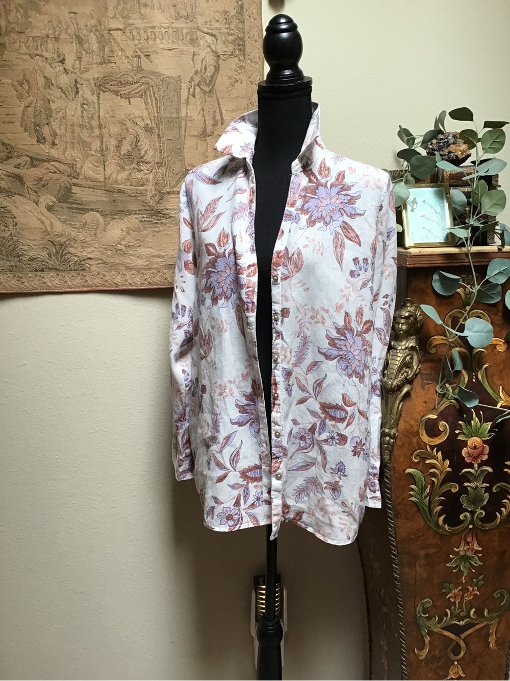 Rachel Zoe White Floral Lightweight Linen Shirt with Lavender & Rust Accents